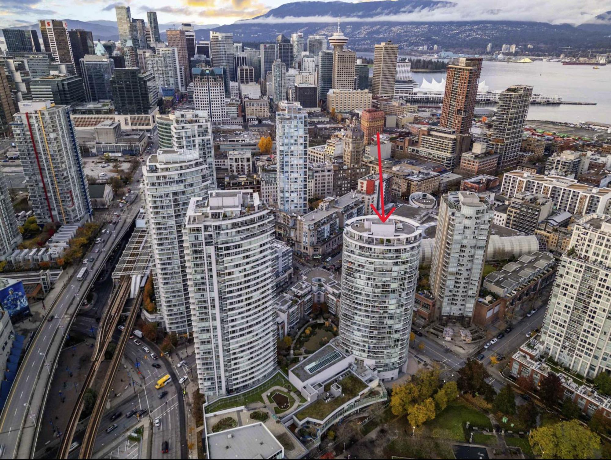 Lovely One-bedroom With Pool, Hot Tub, And Gym In The Heart Of Downtown, Skytrain 3min Away Apartamento *